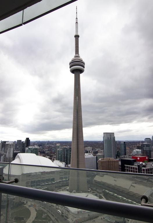 Corporate Suite Toronto Exterior photo