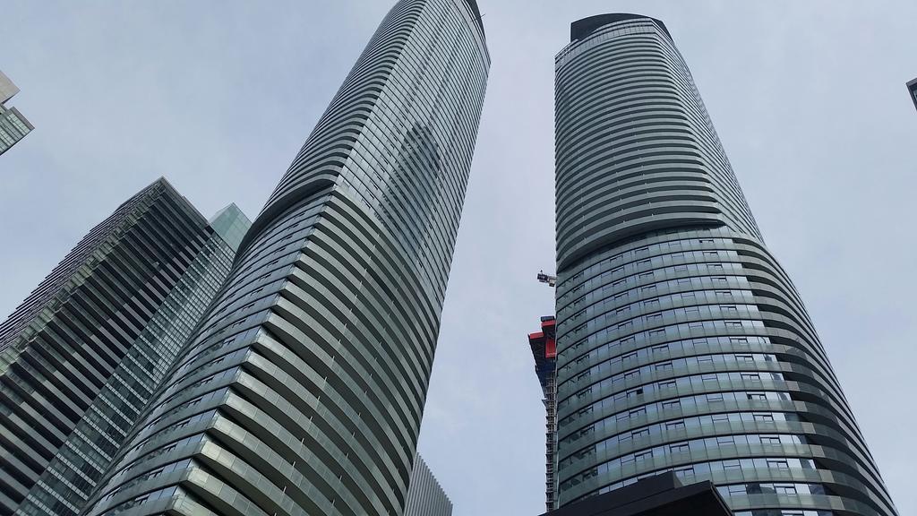 Corporate Suite Toronto Exterior photo